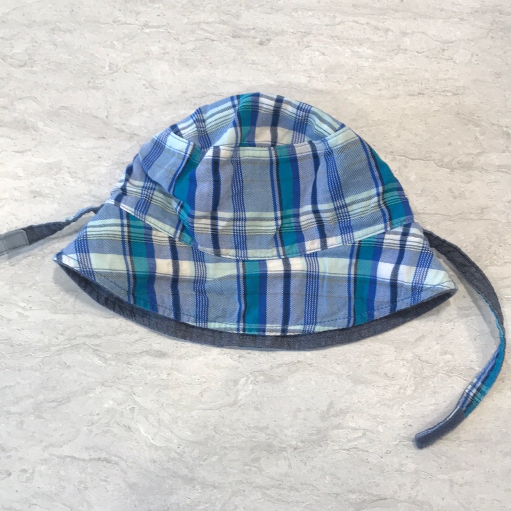 Baby reversible bucket hat